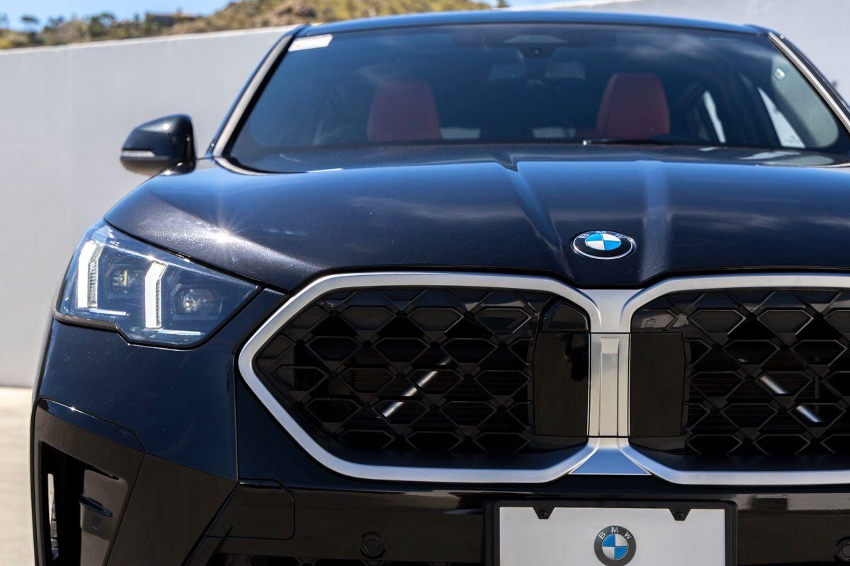 2025 BMW X2 xDrive28i