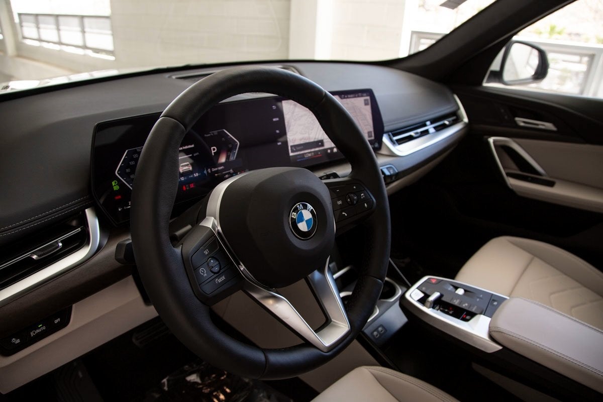2025 BMW X1 xDrive28i
