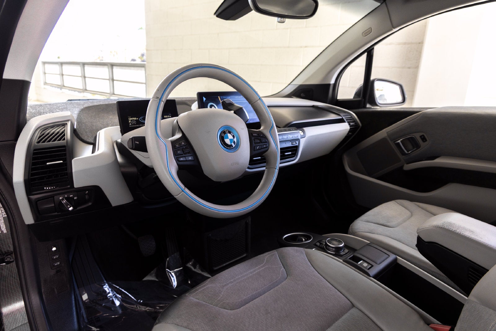 2014 BMW i3 with Range Extender