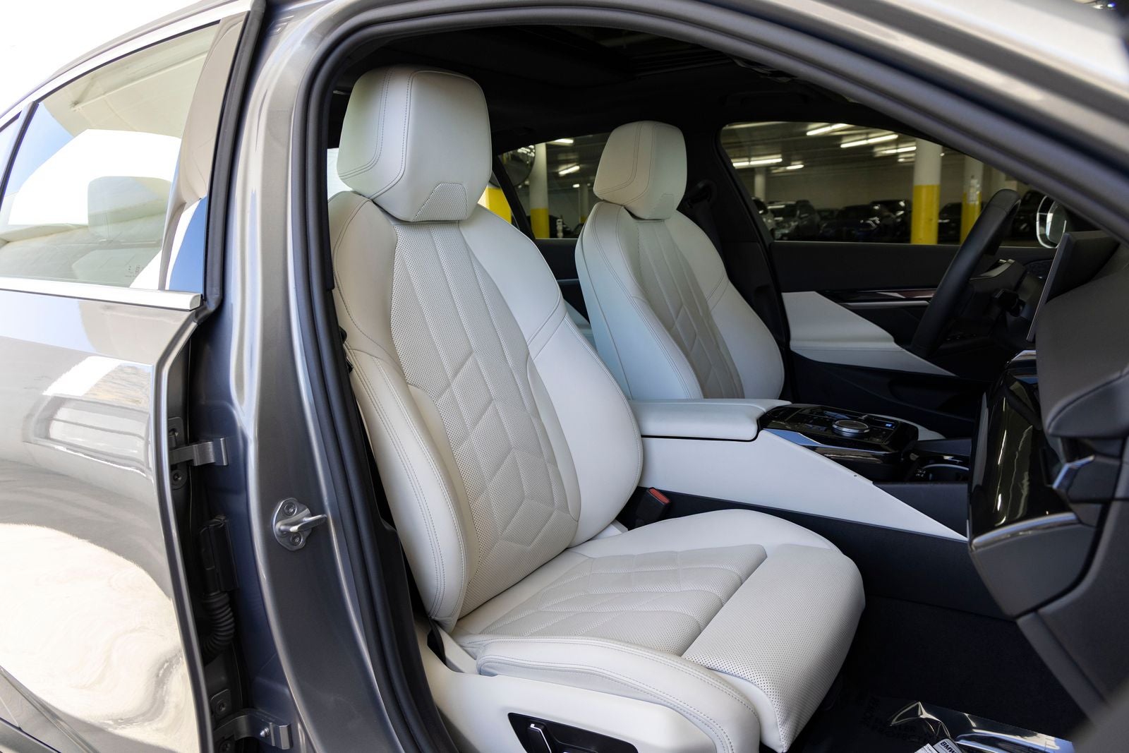 2025 BMW i5 eDrive40 eDrive40
