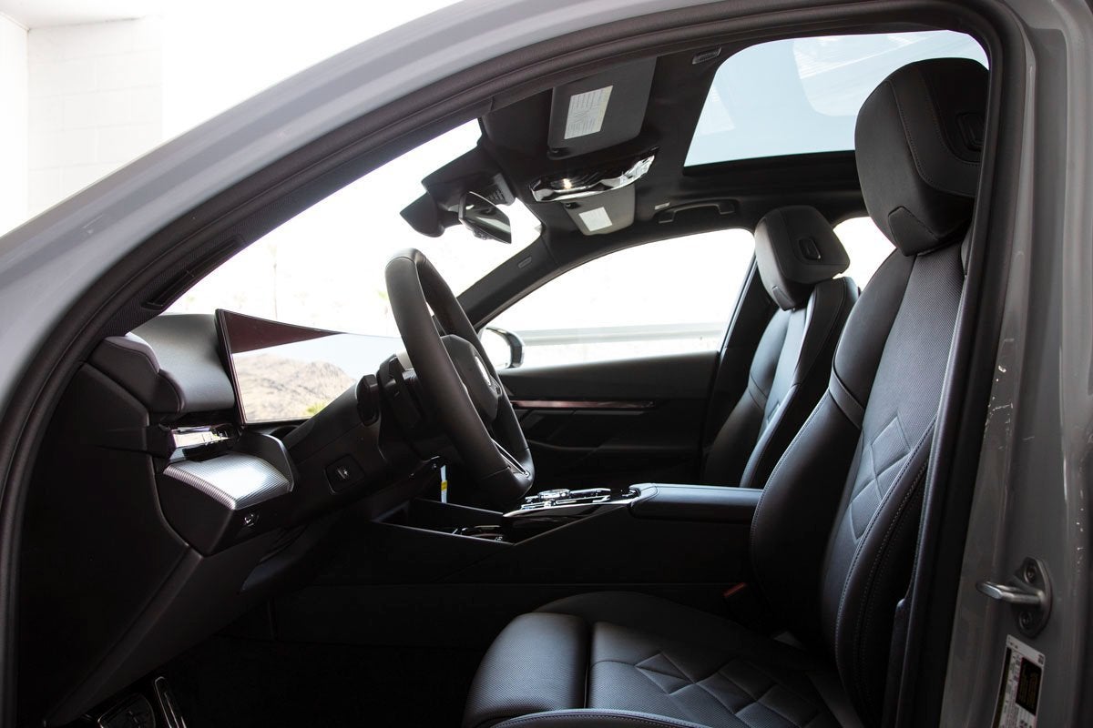 2026 BMW i5 xDrive40 xDrive40
