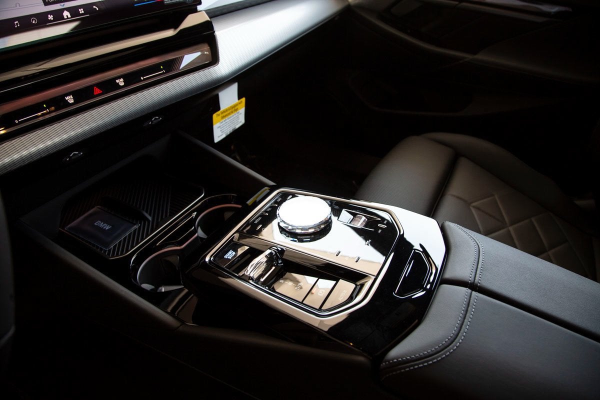 2026 BMW i5 xDrive40 xDrive40