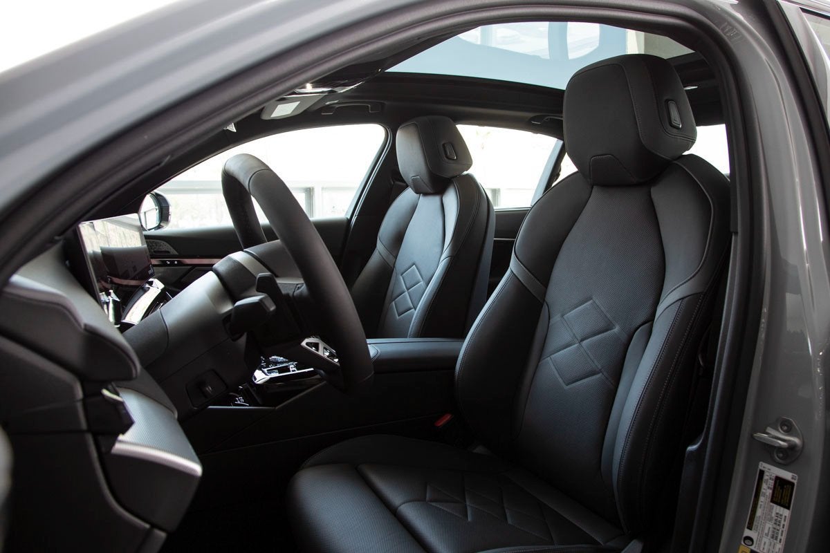 2026 BMW i5 xDrive40 xDrive40