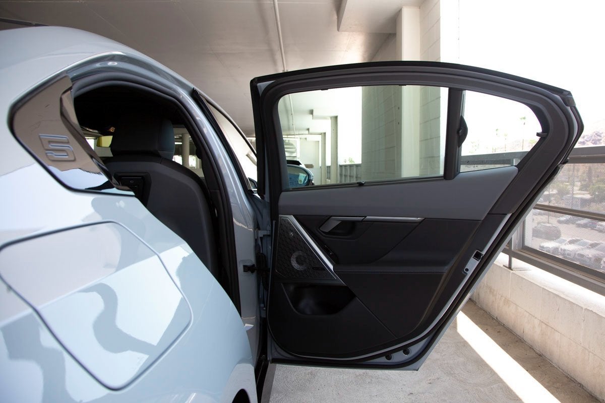 2026 BMW i5 xDrive40 xDrive40