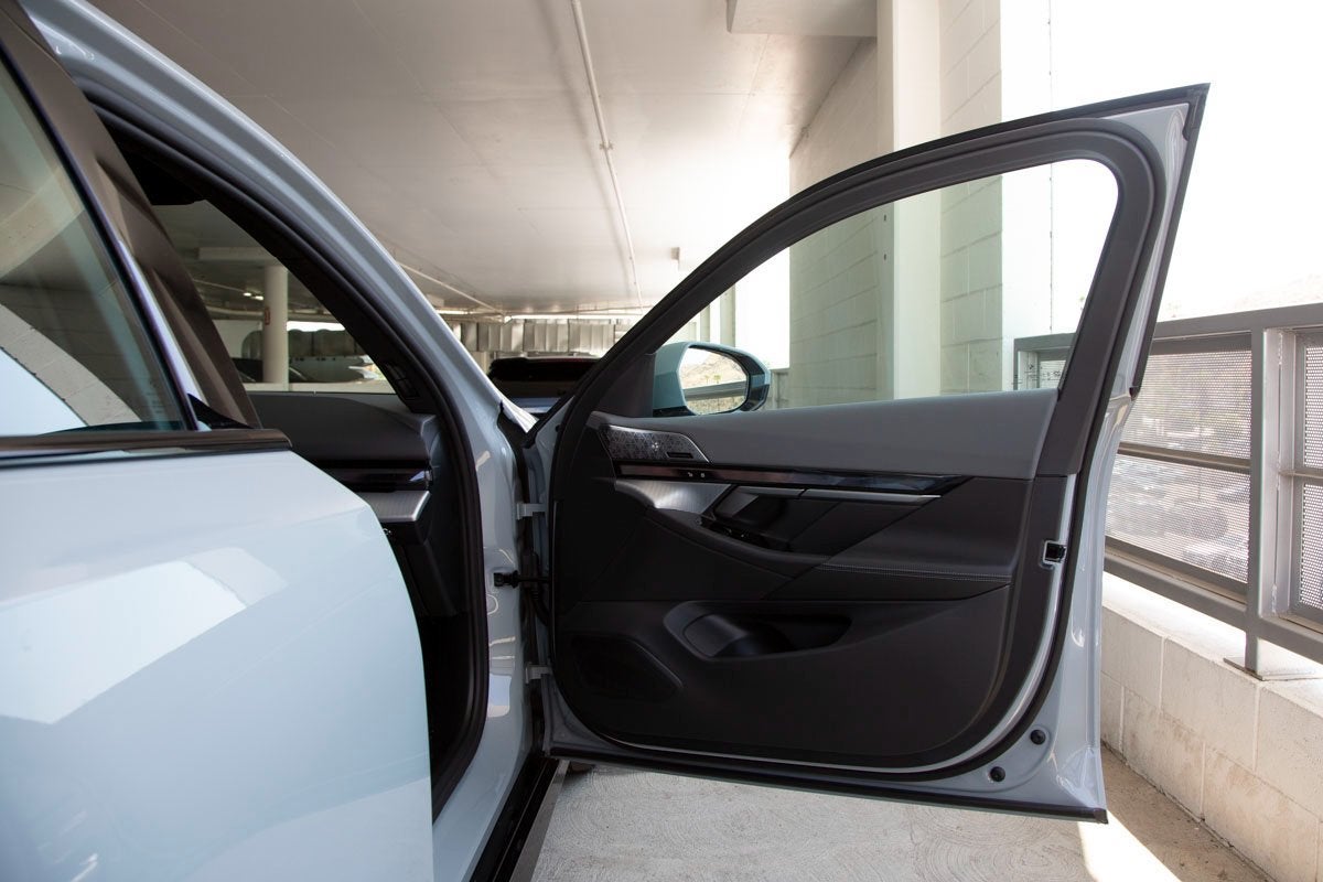 2026 BMW i5 xDrive40 xDrive40