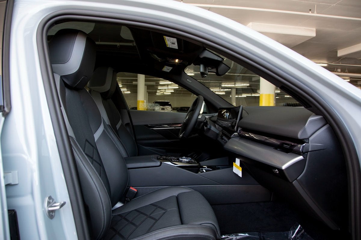 2026 BMW i5 xDrive40 xDrive40