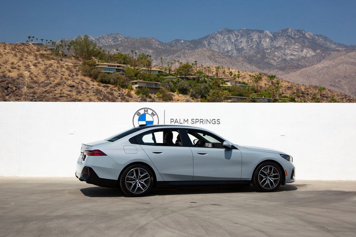 2026 BMW i5 xDrive40 xDrive40