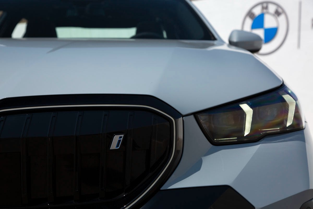 2026 BMW i5 xDrive40 xDrive40