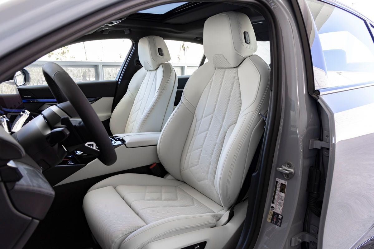 2027 BMW i5 xDrive40
