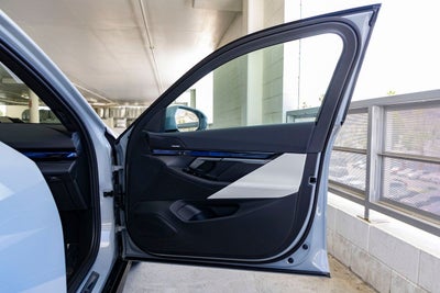 2027 BMW i5 xDrive40