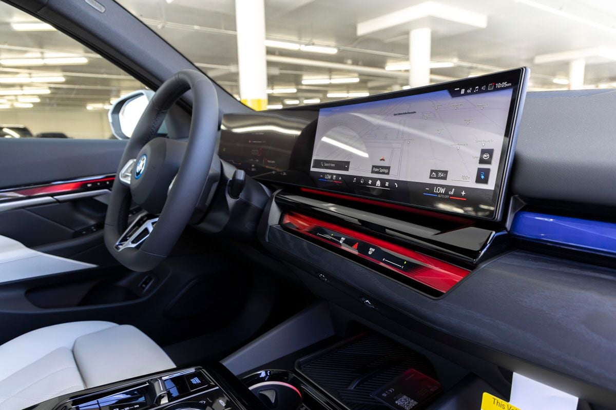 2027 BMW i5 xDrive40