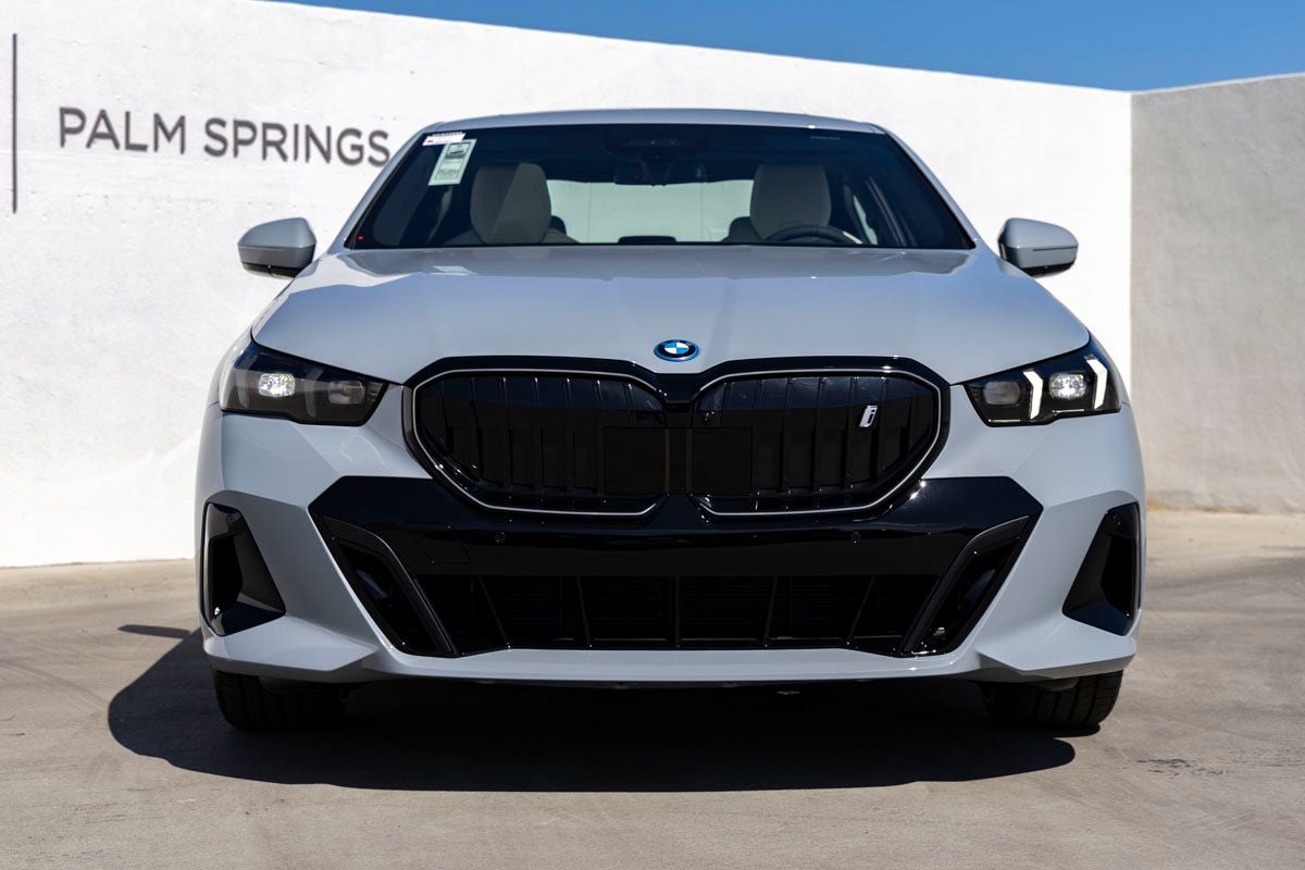 2027 BMW i5 xDrive40
