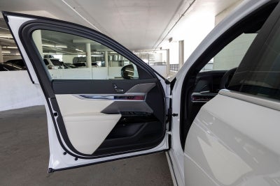 2026 BMW i7 eDrive50