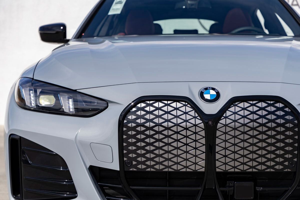 2026 BMW i4 xDrive40