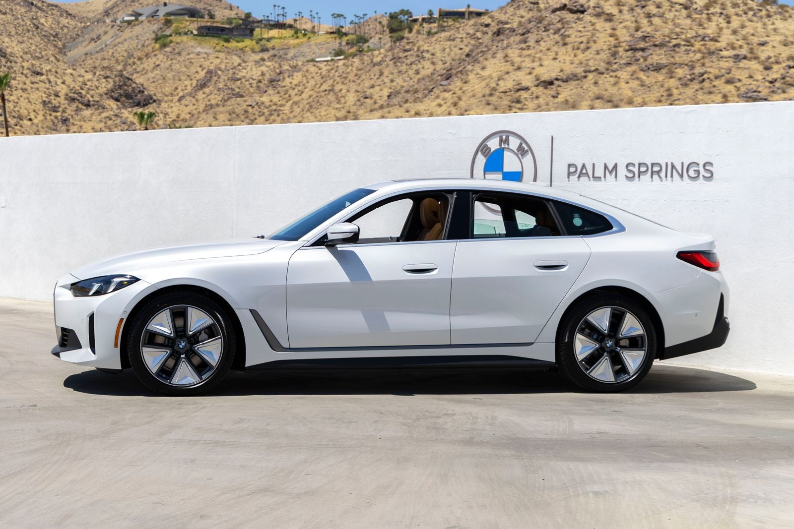 2026 BMW i4 xDrive40