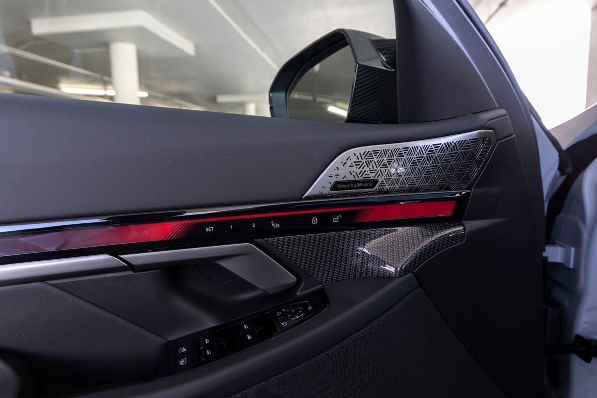 2026 BMW i5 M60
