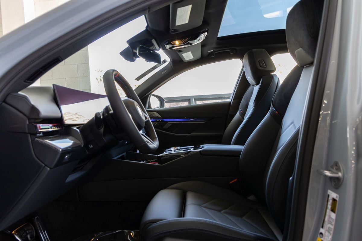 2026 BMW i5 M60