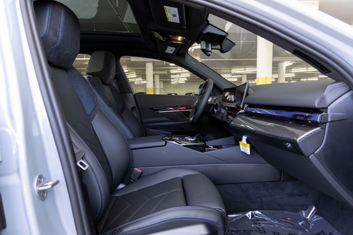 2026 BMW i5 M60