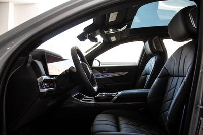 2025 BMW i7 xDrive60