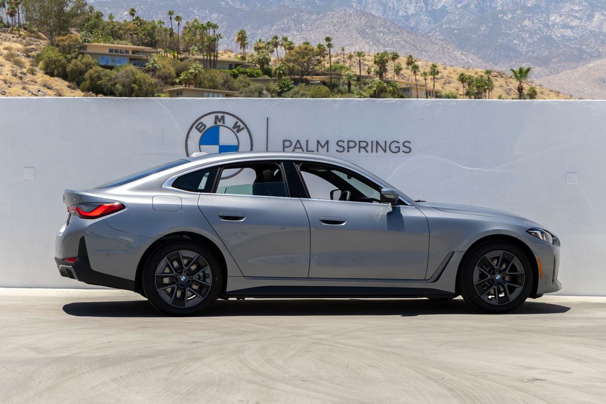 2026 BMW i4 eDrive40