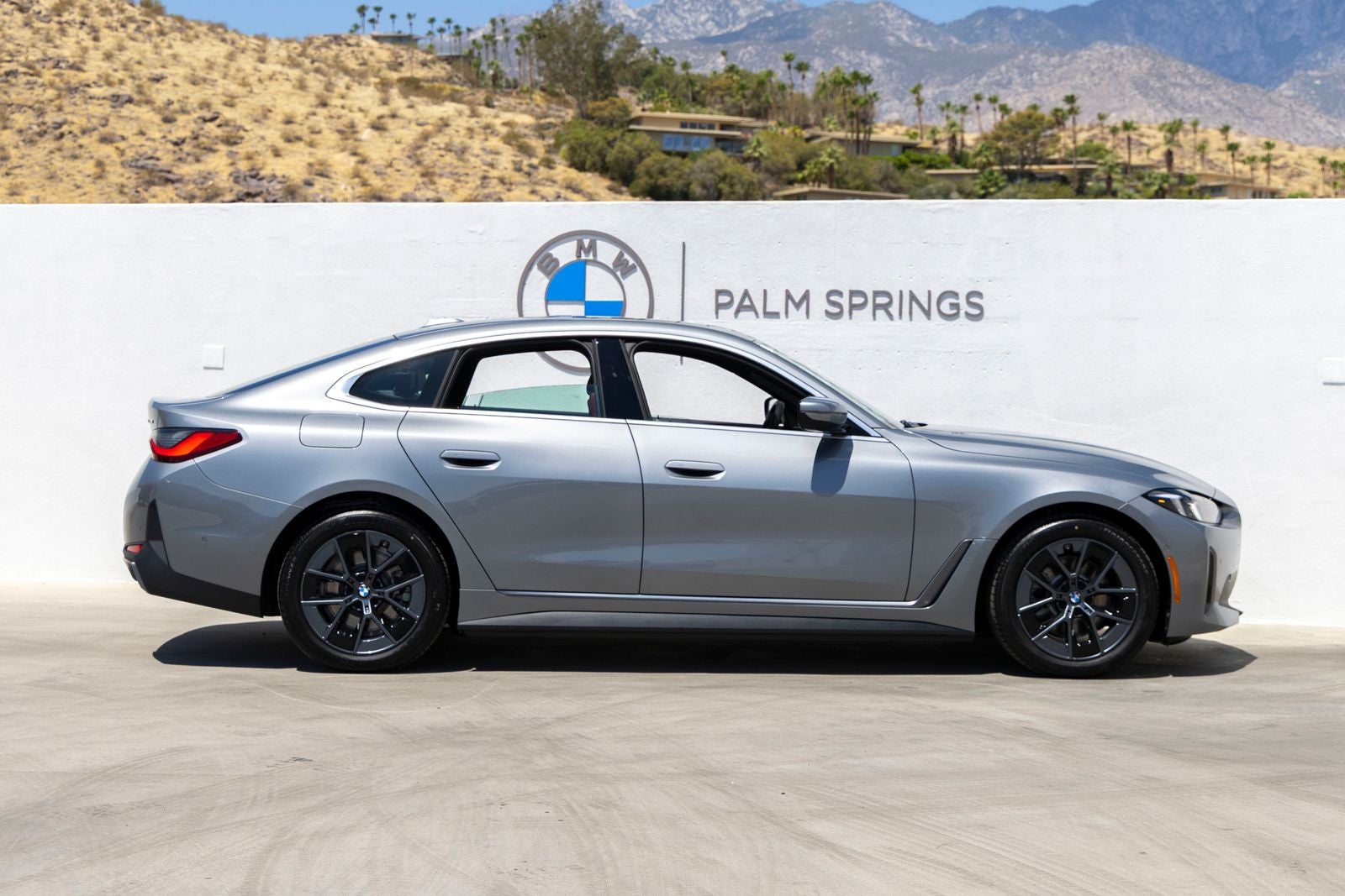 2026 BMW i4 eDrive40