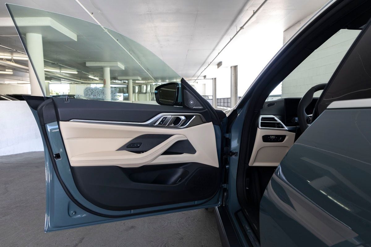 2026 BMW i4 eDrive40