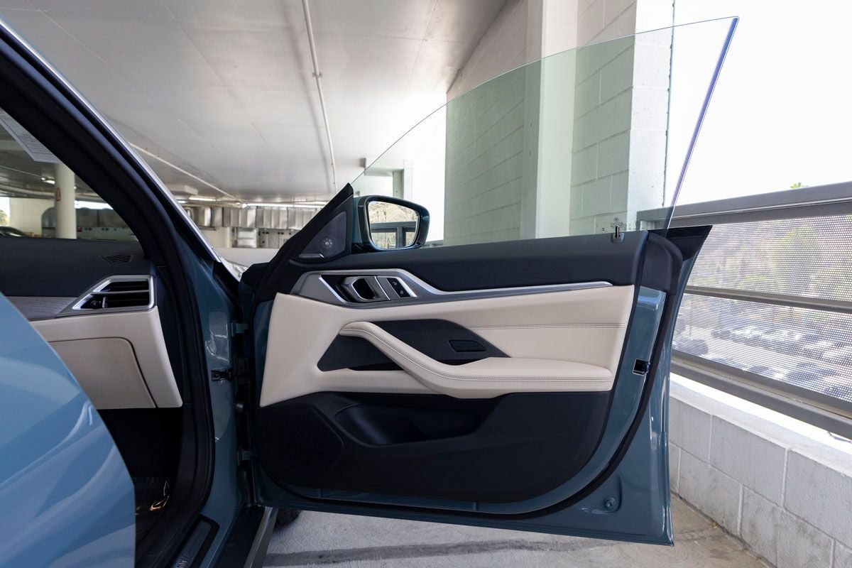 2026 BMW i4 eDrive40