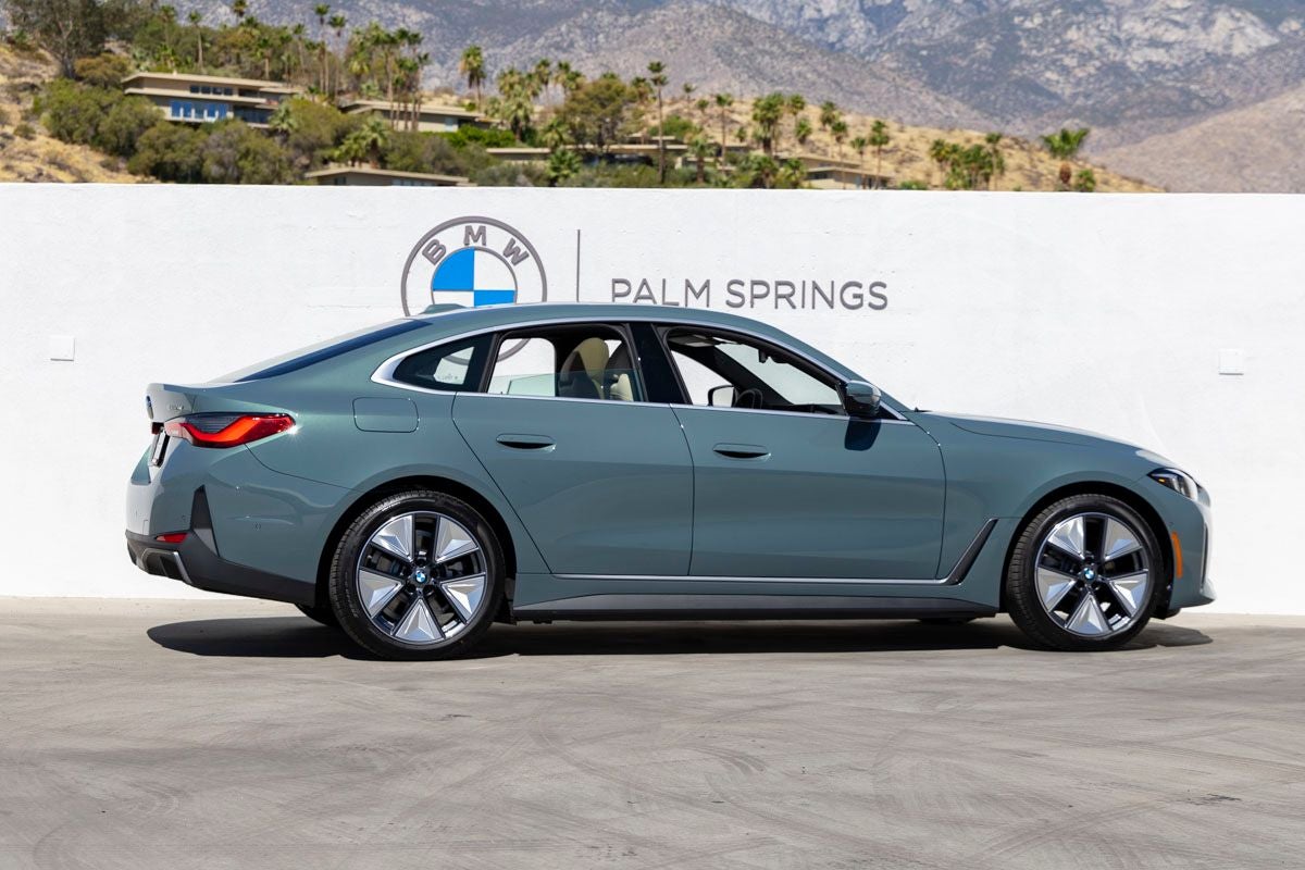 2026 BMW i4 eDrive40