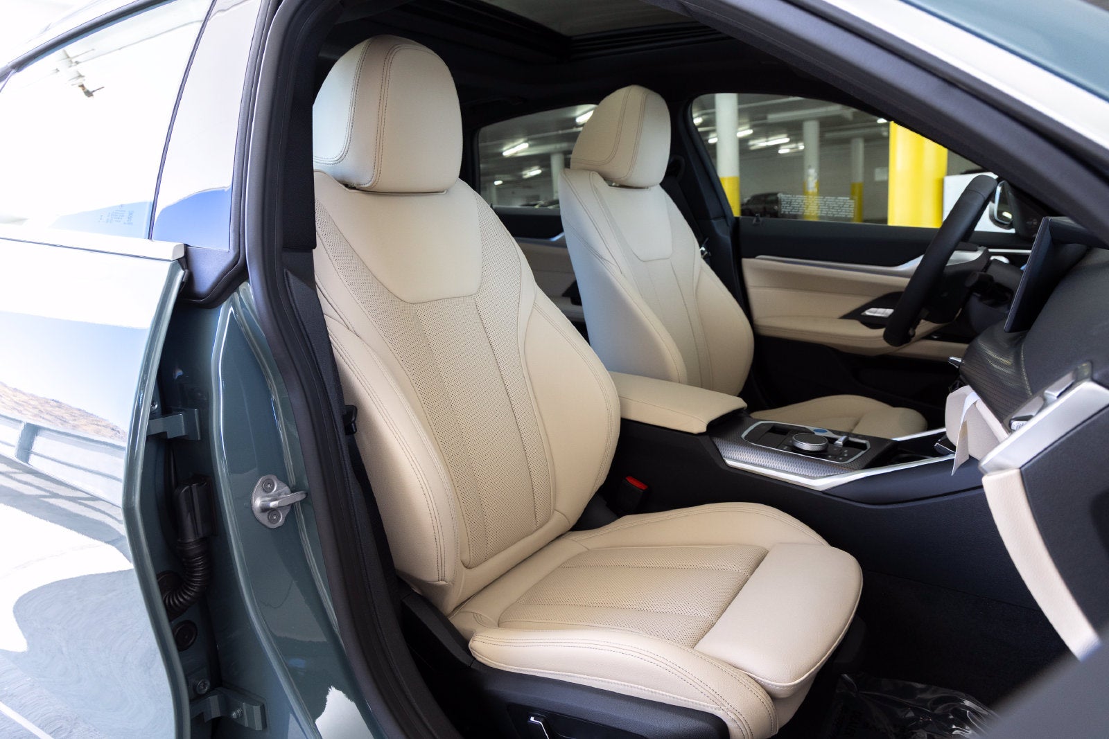 2026 BMW i4 eDrive40