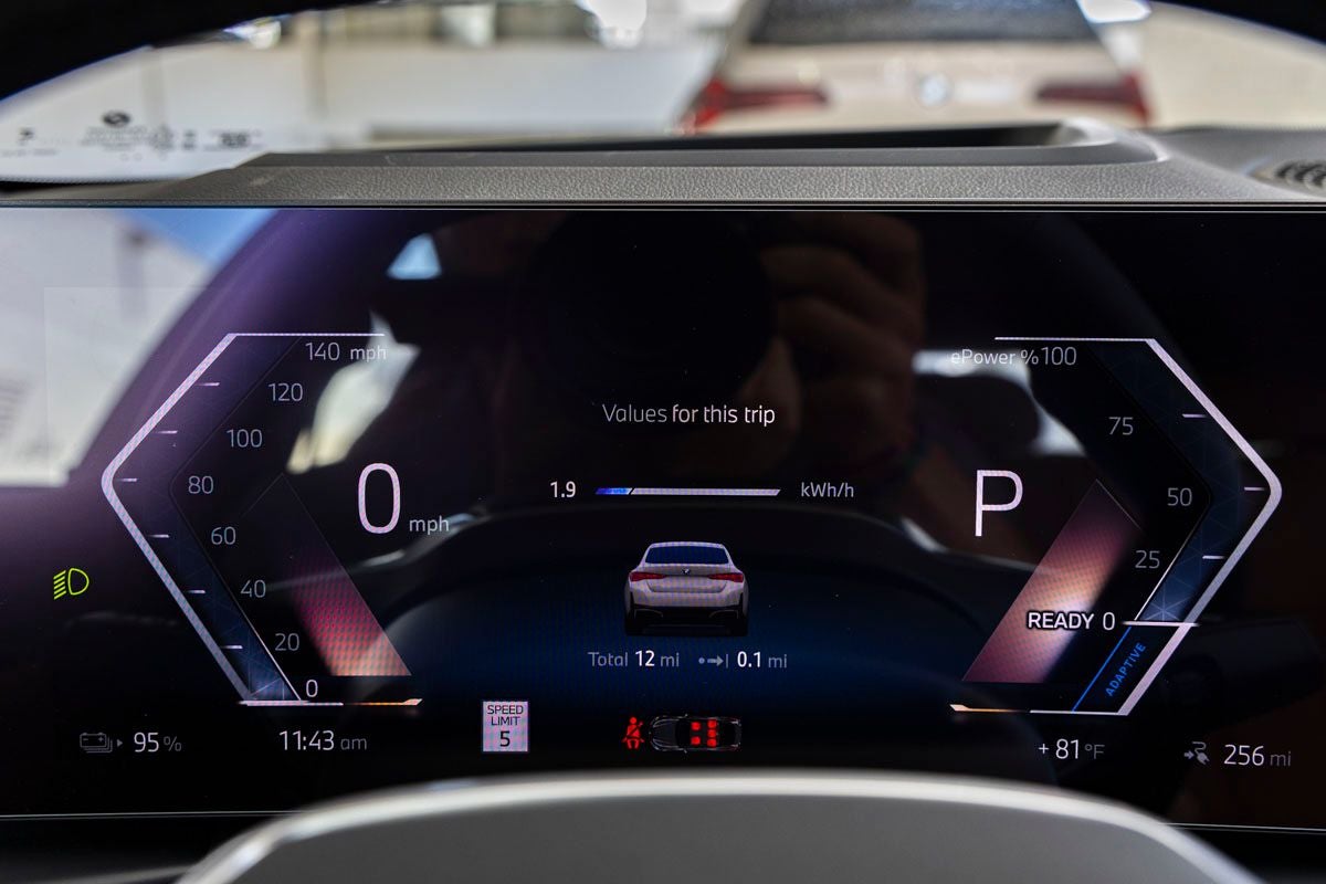 2026 BMW i4 eDrive40