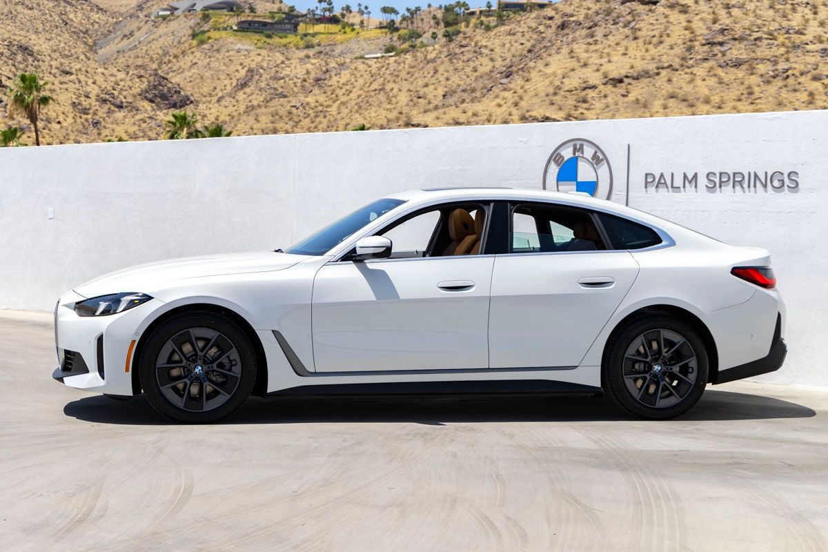 2026 BMW i4 eDrive40