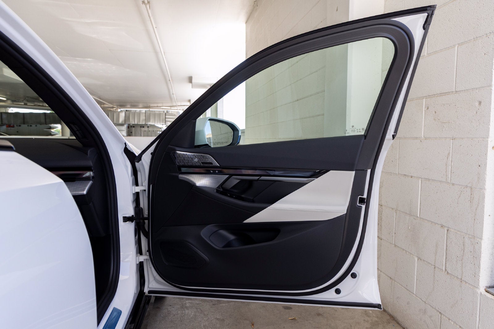 2027 BMW i5 eDrive40