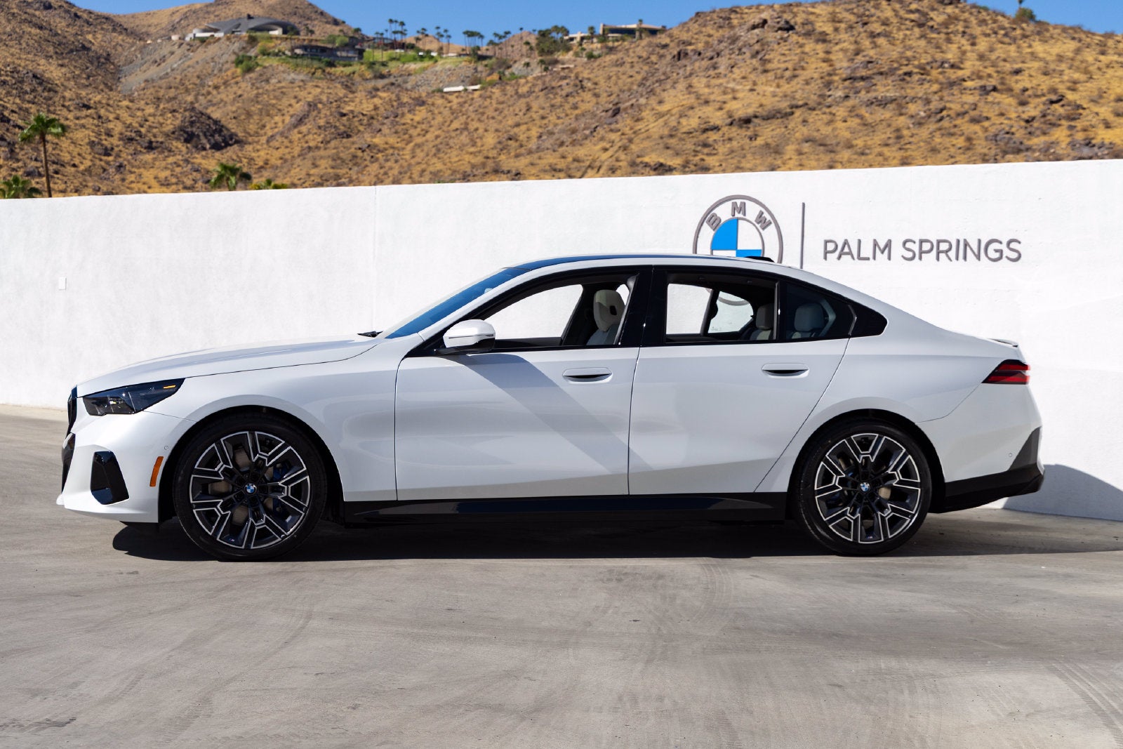 2027 BMW i5 eDrive40