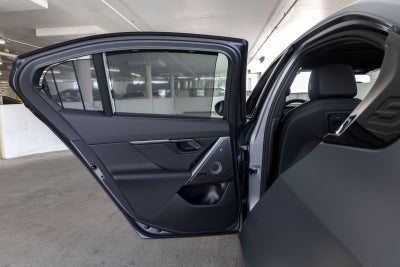 2027 BMW i5 eDrive40