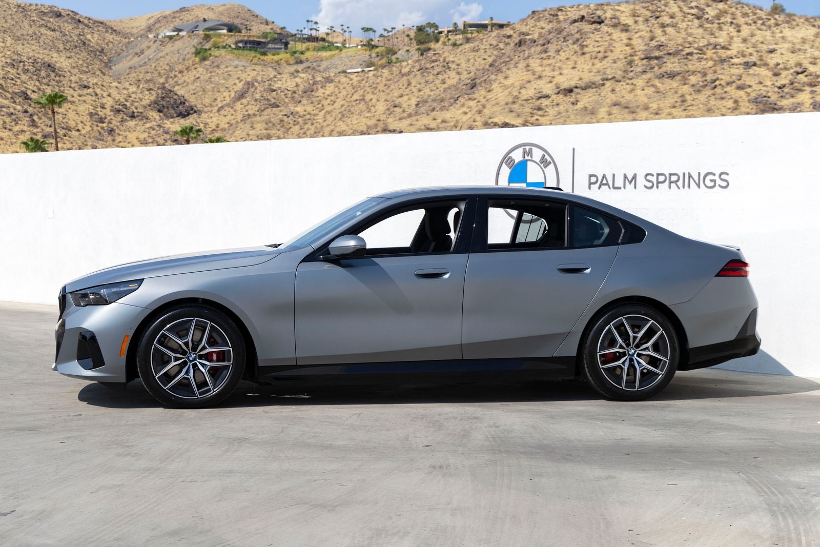 2027 BMW i5 eDrive40