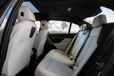 2026 BMW i5 eDrive40