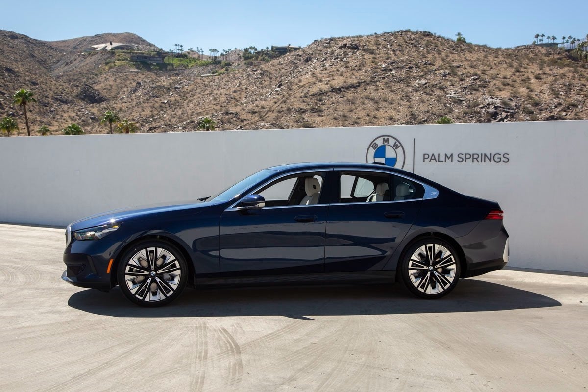 2026 BMW i5 eDrive40