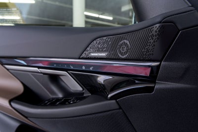 2027 BMW i5 eDrive40