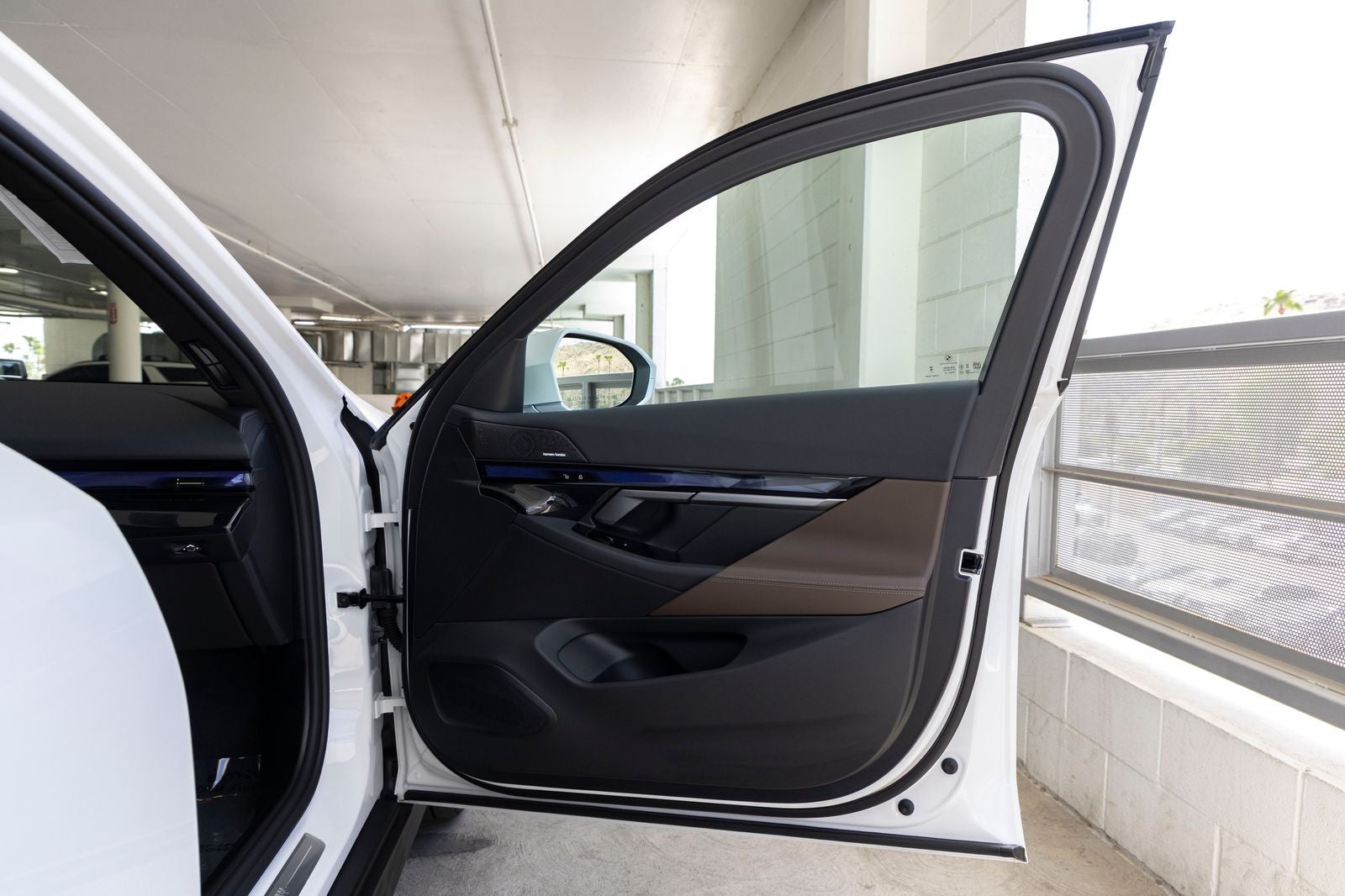 2027 BMW i5 eDrive40