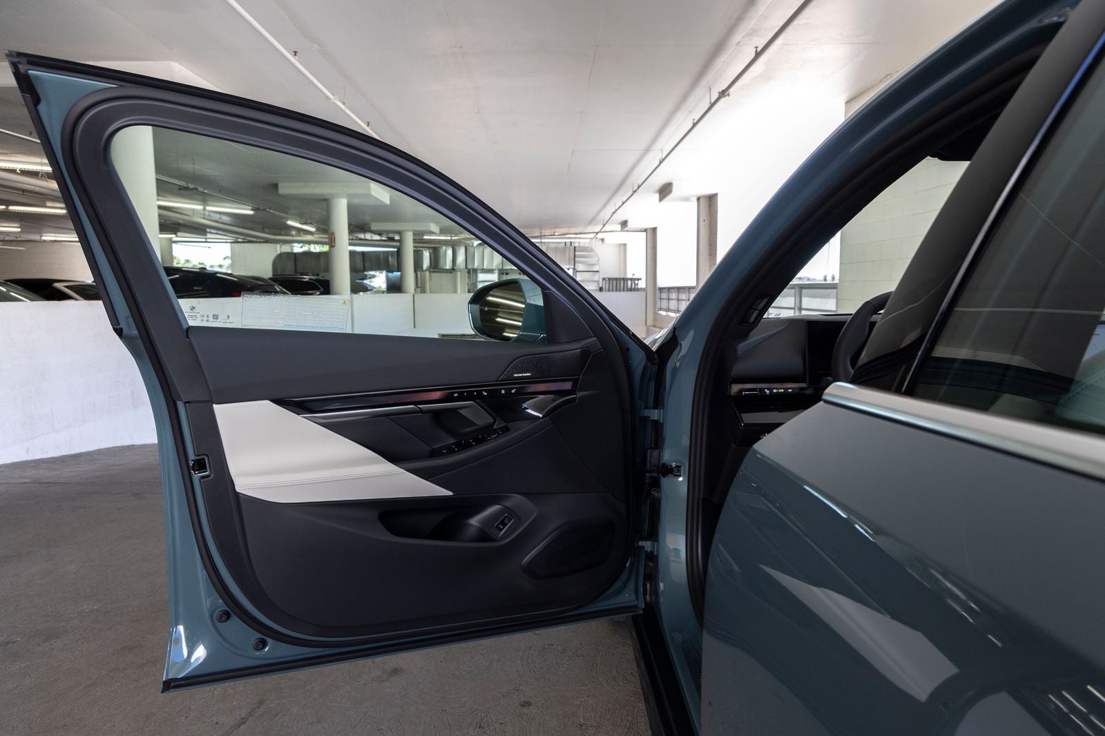 2027 BMW i5 eDrive40