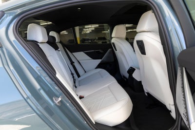 2027 BMW i5 eDrive40