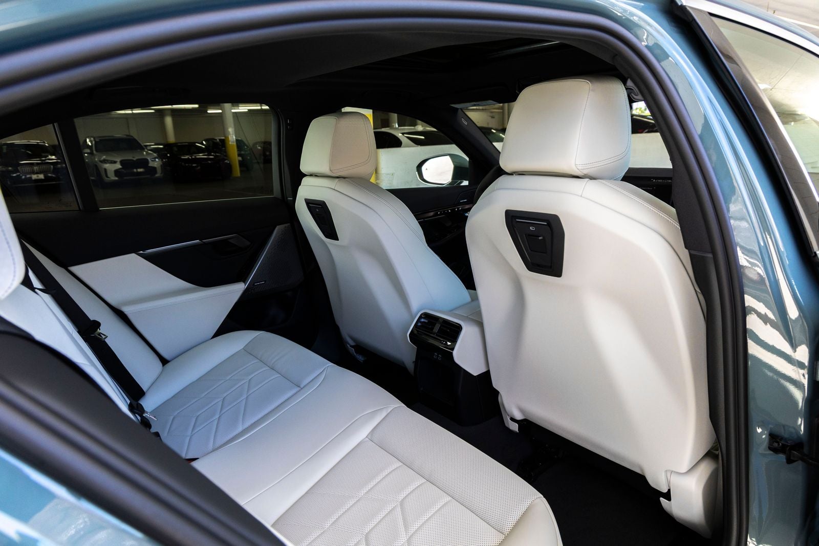 2027 BMW i5 eDrive40