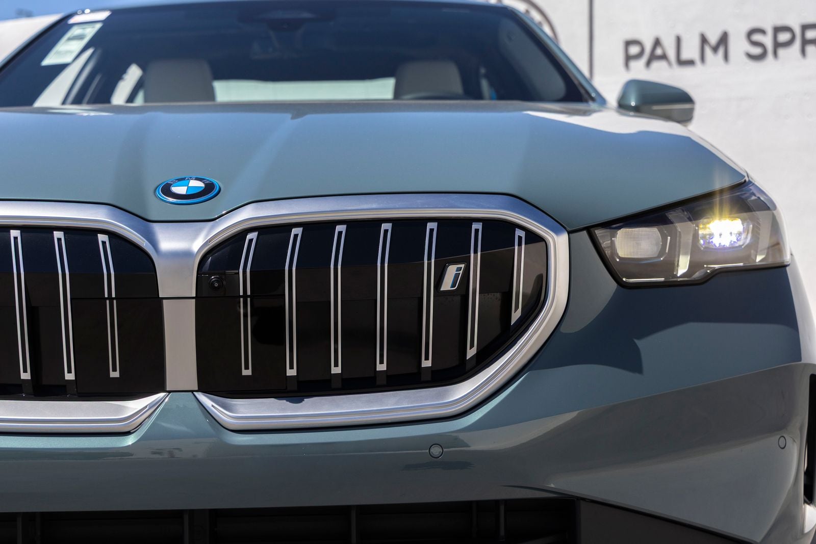 2027 BMW i5 eDrive40