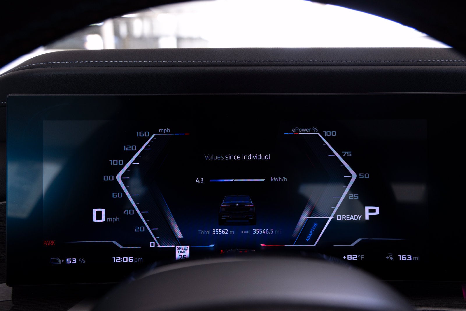 2024 BMW i7 M70 M70