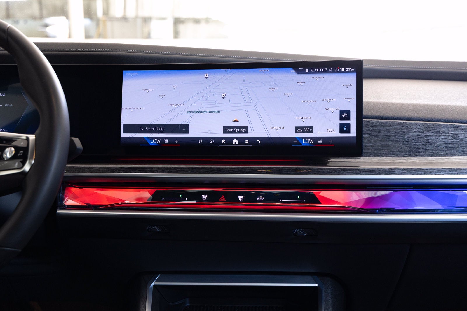 2024 BMW i7 M70 M70