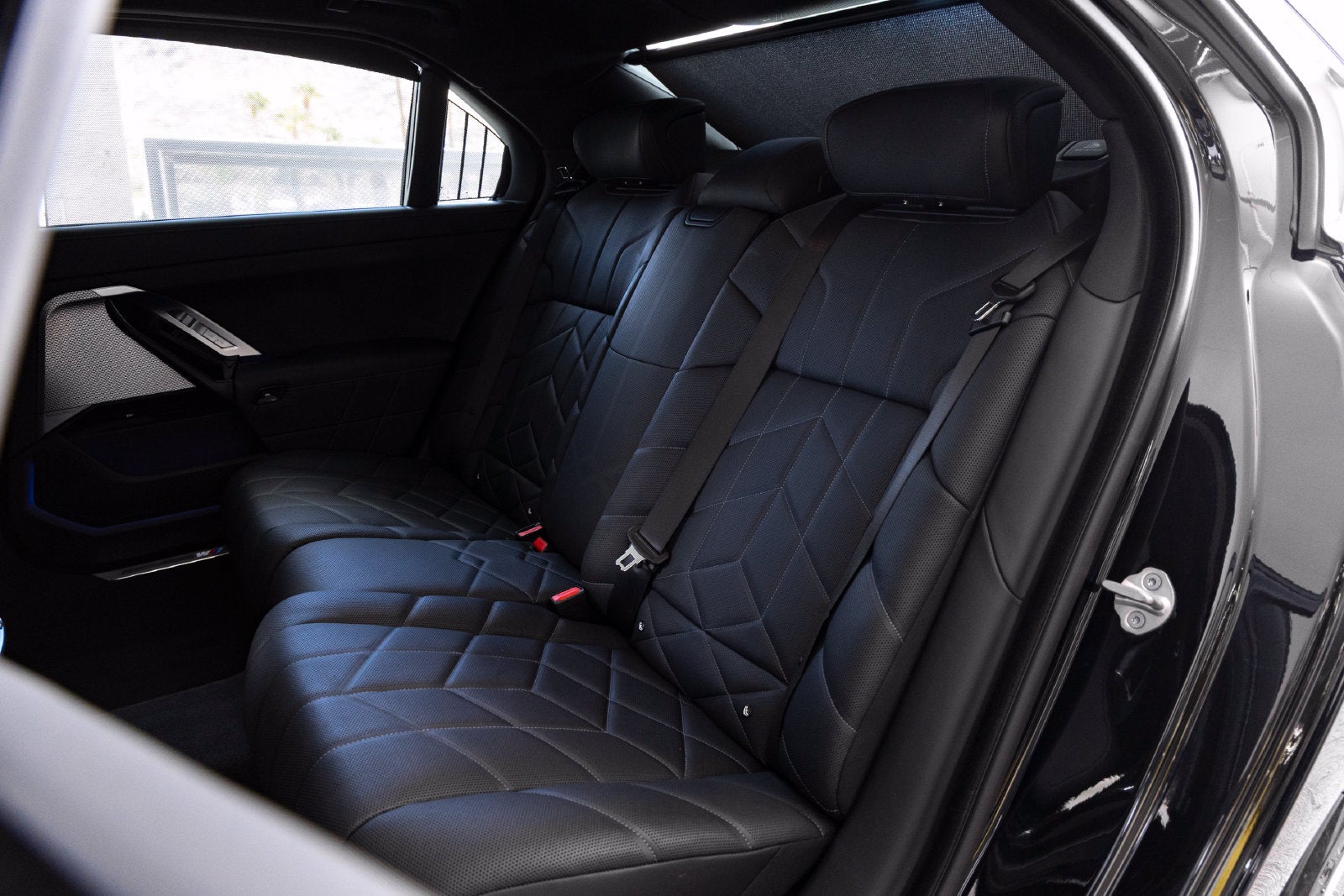 2024 BMW i7 M70 M70