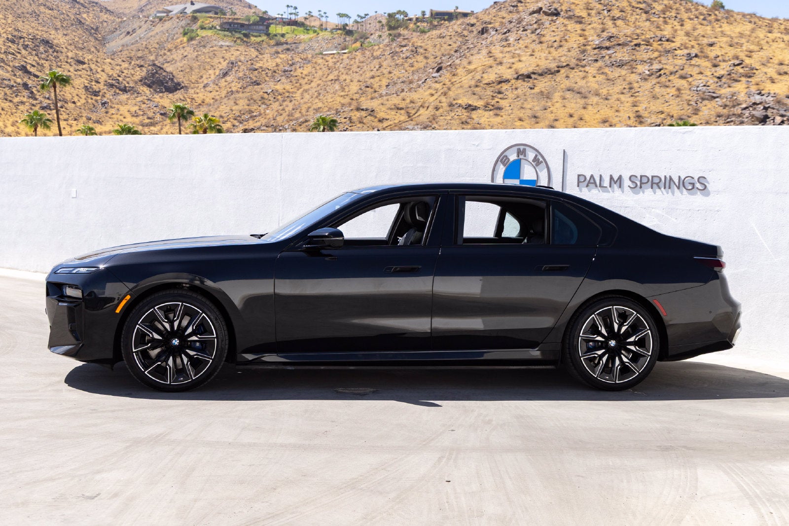 2024 BMW i7 M70 M70
