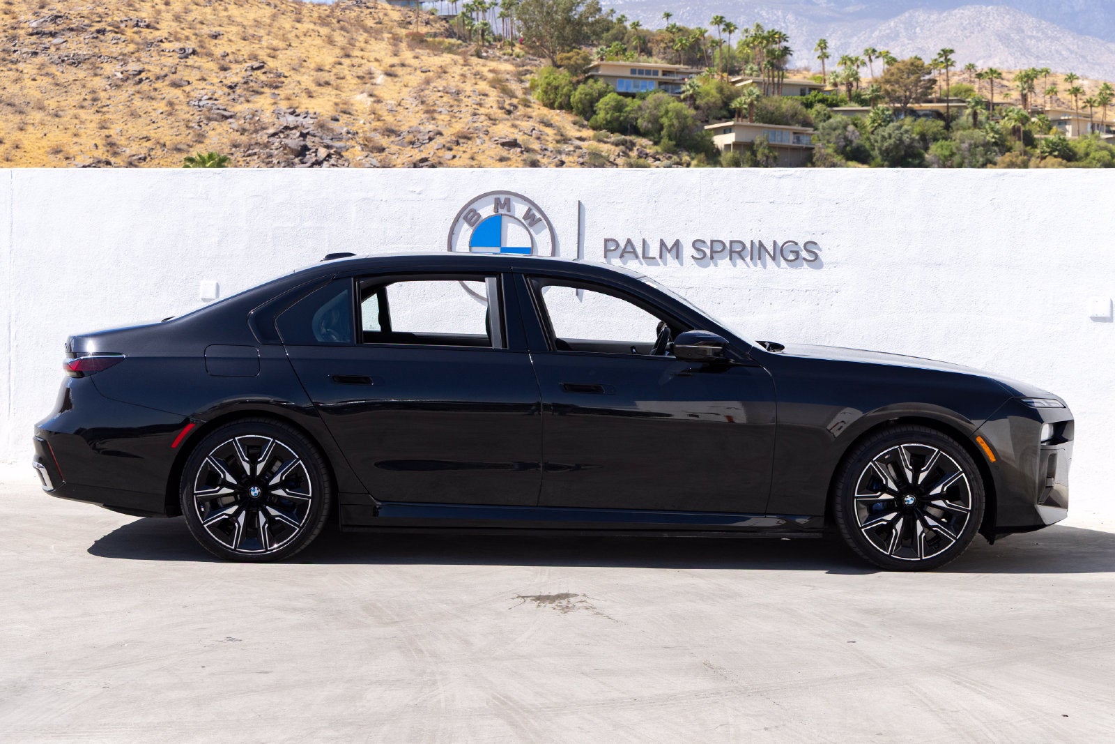 2024 BMW i7 M70 M70
