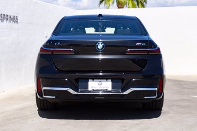 2024 BMW i7 M70 M70