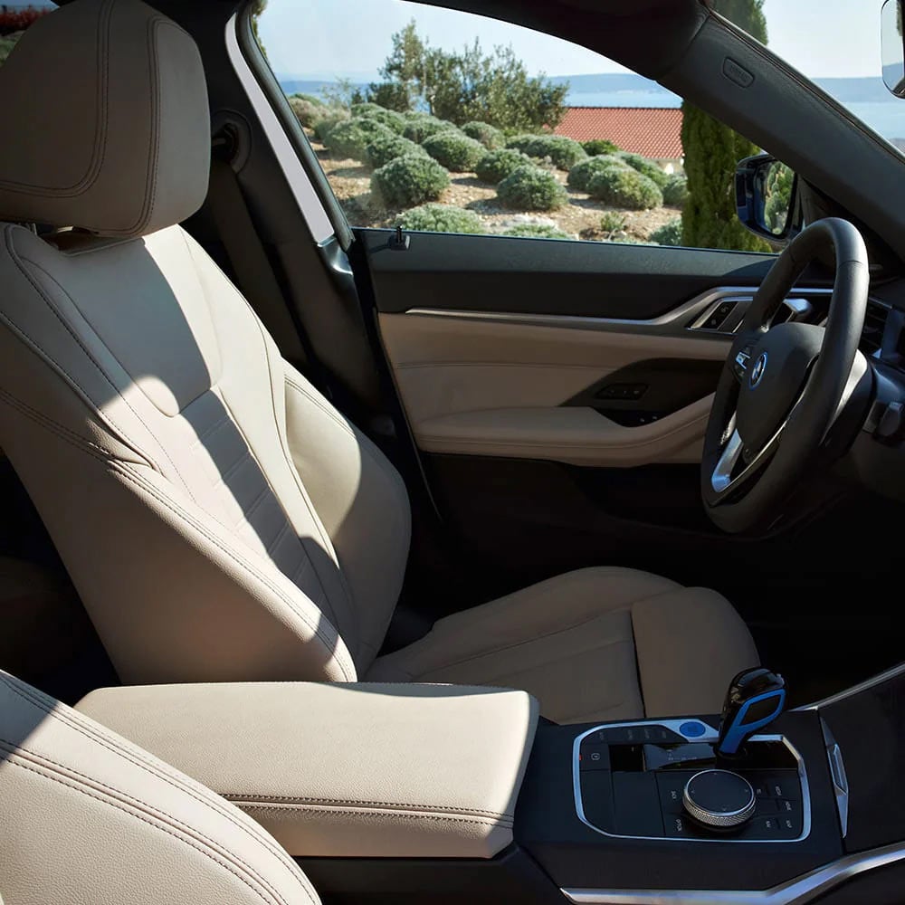 Detail of the driver's seat cabin view of the BMW i4 | BMW of Palm Springs in Palm Springs CA